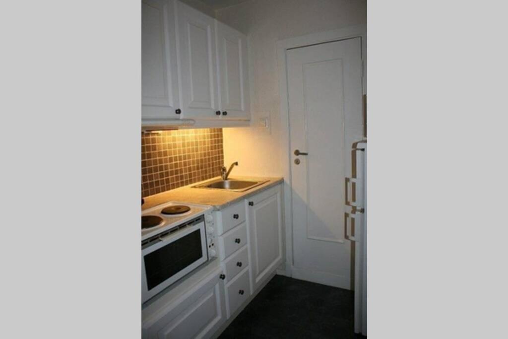 Kongensgate, Koselig Liten Leilighet, 5 Min Unna Sentrum Kristiansand Ngoại thất bức ảnh